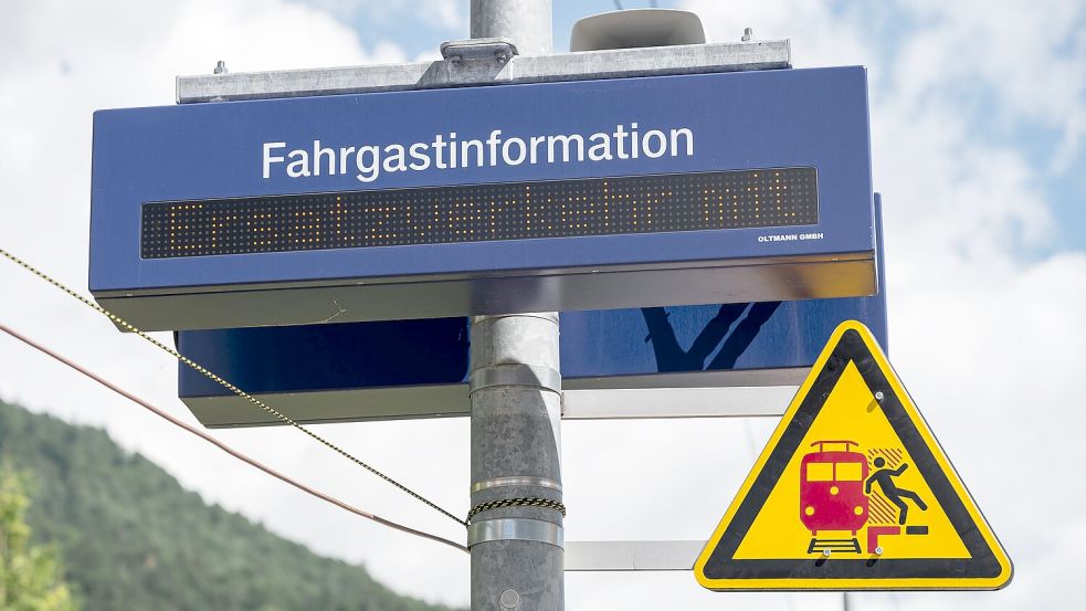 Wegen Bauarbeiten kommt es ab dem 14. Januar zu Einschränkungen auf mehreren Bahnlinien in Delmenhorst. Foto: Daniel Vogl/dpa