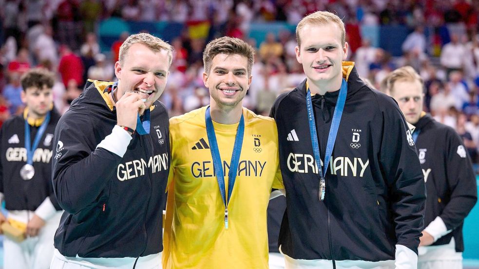 Die jungen DHB-Spieler wollen die nächste Medaille für Deutschland holen. Foto: Tom Weller/dpa