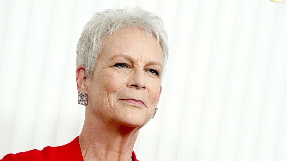 Oscar-Preisträgerin Jamie Lee Curtis hat sich vor den Flammen in Sicherheit gebracht. (Archivbild) Foto: Jordan Strauss/Invision via AP/dpa