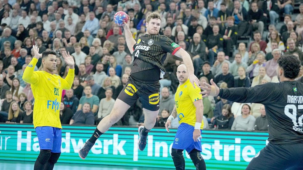 Kapitän Johannes Golla steigerte sich in der zweiten Halbzeit. Foto: Soeren Stache/dpa