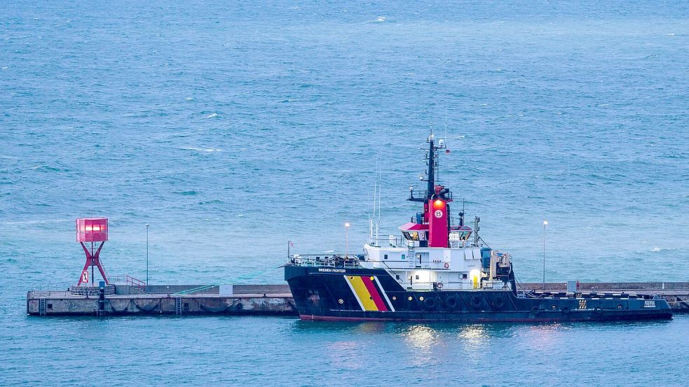 In der Ostsee ist ein Schiff nicht mehr steuerungsfähig - andere Schiffe halfen. (Archivbild) Foto: Jens Büttner/dpa