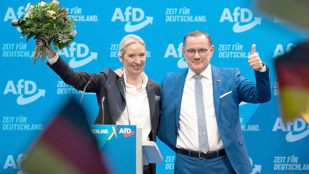 Noch vor der Debatte über das Wahlprogramm bestimmten die Delegierten die Co-Vorsitzende, Alice Weidel, zur Kanzlerkandidatin der AfD für die Bundestagswahl am 23. Februar. Foto: Sebastian Kahnert/dpa