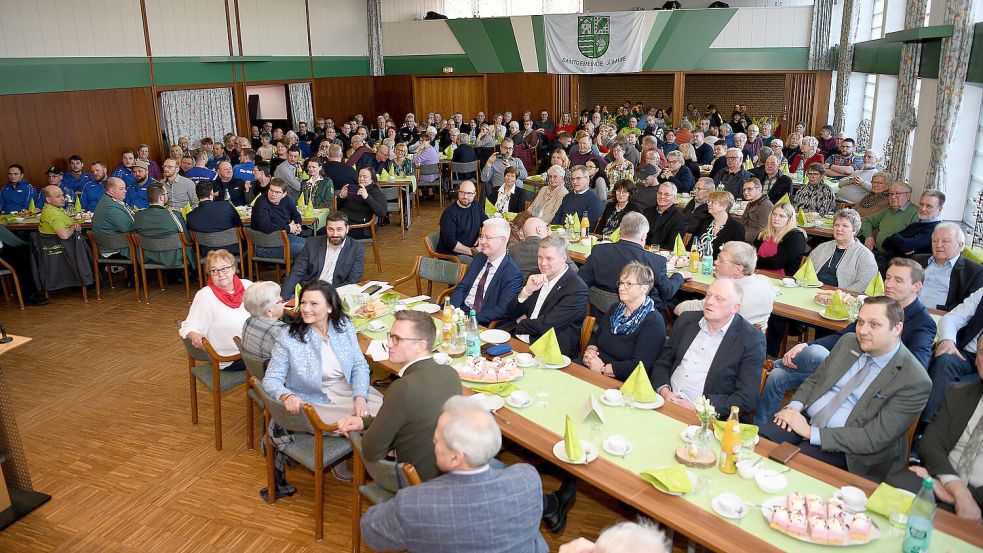 Ein volles Haus begrüßte die Samtgemeinde Jümme bei ihrem Neujahrsempfang im Rathaus. Foto: Stromann