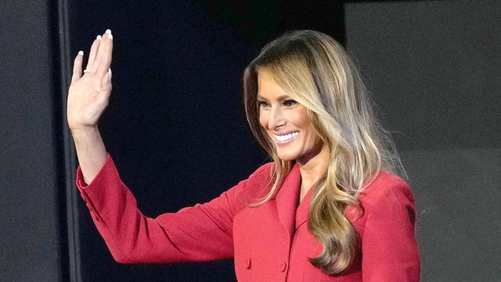 Melania Trump ist nach eigener Aussage für die Rückkehr ins Weiße Haus vorbereitet. (Archivbild) Foto: Matt Rourke/AP/dpa