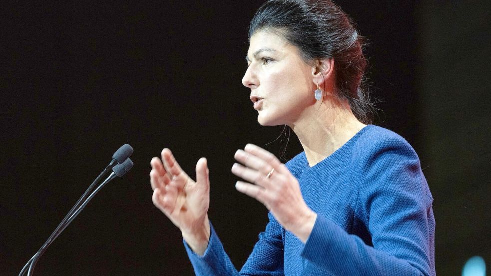 Die BSW-Vorsitzende, Sahra Wagenknecht, spricht von einer „Abwärtsspirale bei der inneren Sicherheit“. Foto: Hannes P. Albert/dpa