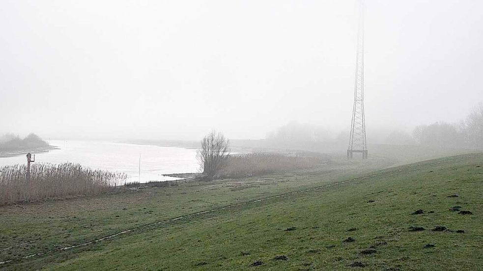 In Leerort hat ein Fußgänger eine leblose Person entdeckt. Foto: Wolters