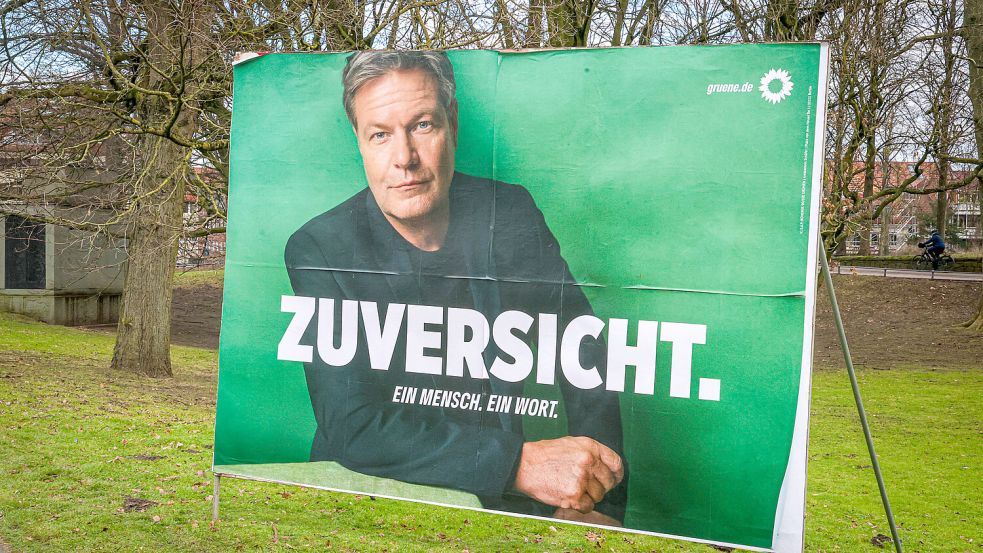 Anleger wird der Wirtschaftsminister mit seinem Wahlslogan „Zuversicht“ aktuell nicht überzeugen: Habecks Pläne, die Krankenkassen durch das Ersparte der Verbraucher zu stützen, dürfte sie verprellen. Foto: IMAGO / Rüdiger Wölk