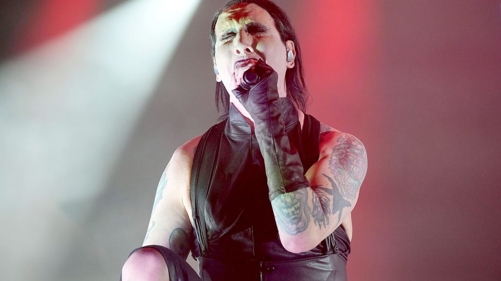 Schock-Rocker Marilyn Manson kommt um eine Anklage herum. (Archivbild) Foto: Rob Grabowski/Invision/dpa