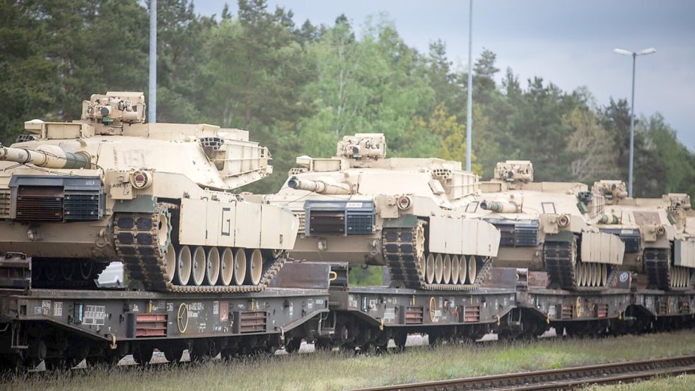 Die USA haben der Ukraine unter anderem Kampfpanzer vom Tpy M1A1-Abrams für die Verteidigung geliefert. (Archivbild) Foto: Spc. Adrian Greenwood/DVIDS/U.S. Army/dpa