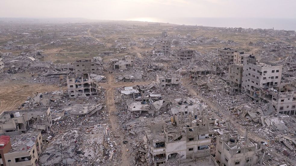 US-Präsident Trump vergleicht den Gazastreifen mit einer Abrissbrache. (Archivbild) Foto: Mohamamd Abu Samra/AP/dpa