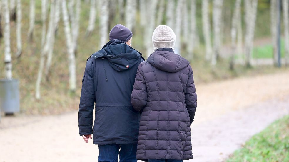 Laut einer Studie gibt es sechs Beziehungstypen für Personen jenseits der 50 Jahre. Foto: Imago/Ralf Homburg