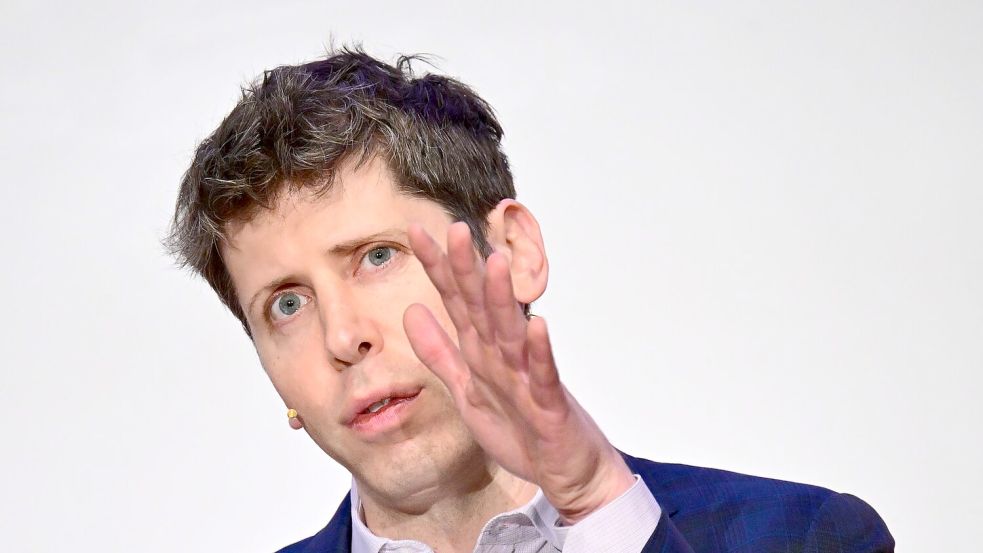 Laut Sam Altman ist der wachsende Energiebedarf für die Anwendungen Künstlicher Intelligenz gerechtfertigt. Foto: Sebastian Christoph Gollnow/dpa