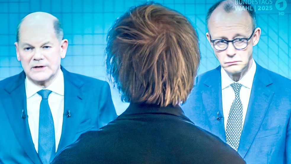 Wahlkampf via Bildschirm: Konnten die Kanzlerkandidaten Olaf Scholz und Friedrich Merz die Zuschauer beim ersten TV-Duell von sich überzeugen? Foto: IMAGO/Wolfgang Maria Weber