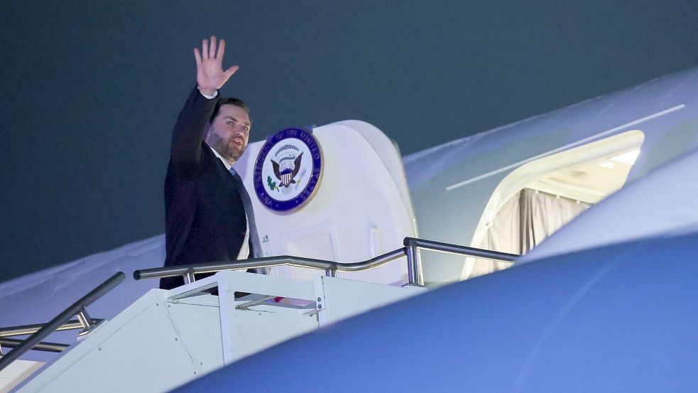 Hinterließ Irritation: US-Vizepräsident J.D. Vance. Foto: Leah Millis/Pool Reuters/AP/dpa