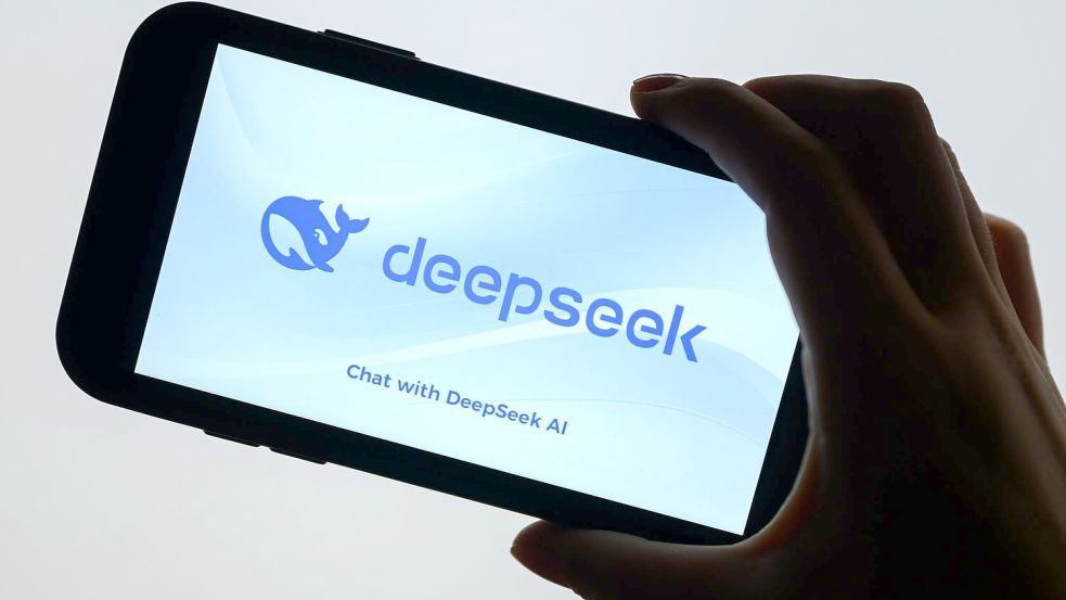 Südkorea hat die chinesische KI-App DeepSeek vorübergehend verboten. (Archivbild) Foto: Patrick Pleul/dpa