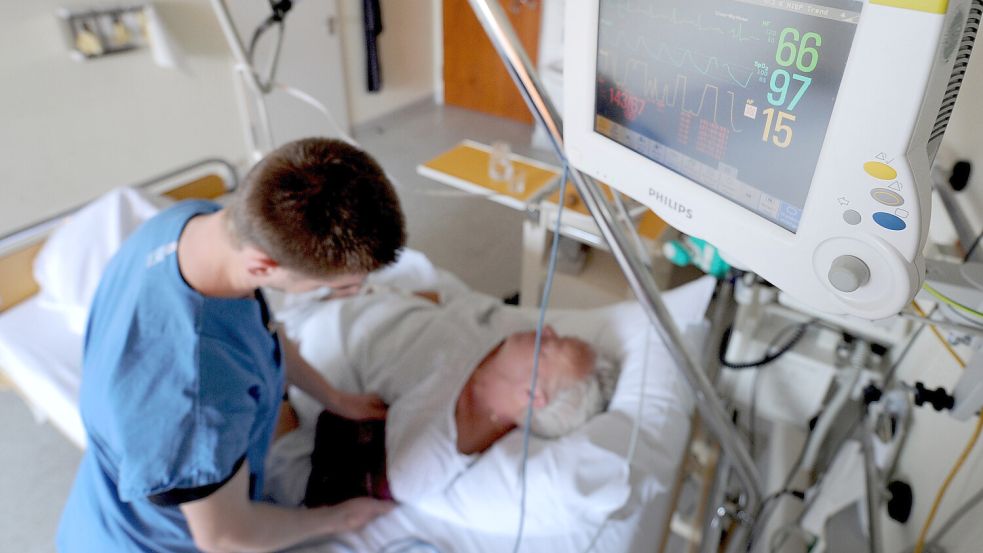 Künftig soll auch die grundsätzliche Schlaganfallversorgung am Klinikum Leer möglich sein. Foto: Warmuth/dpa