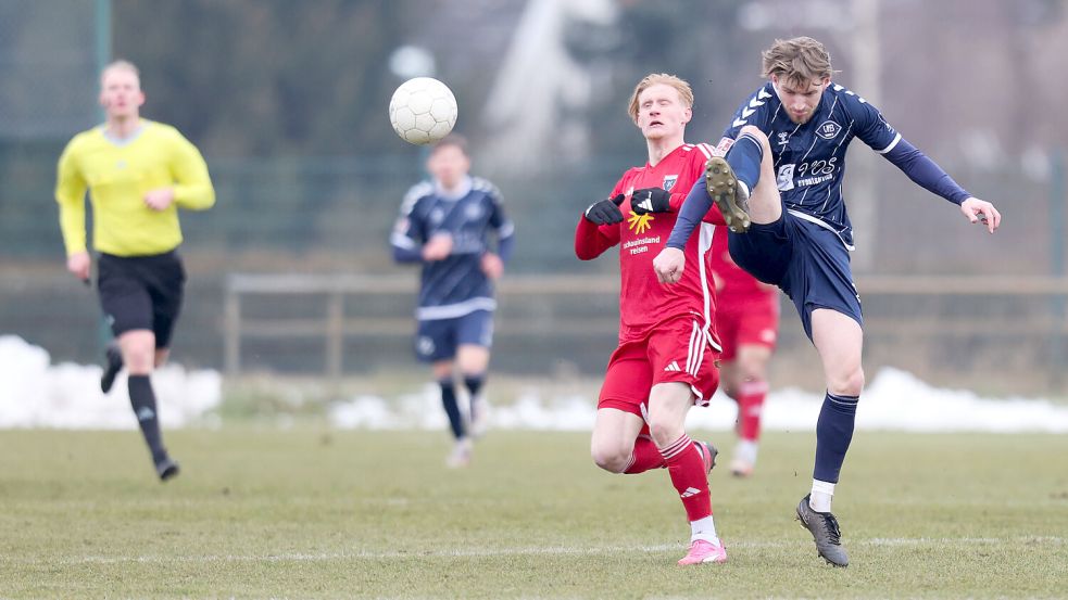 Kickers Emden testete am Samstag gegen den VfB Oldenburg. Foto: Doden, Emden