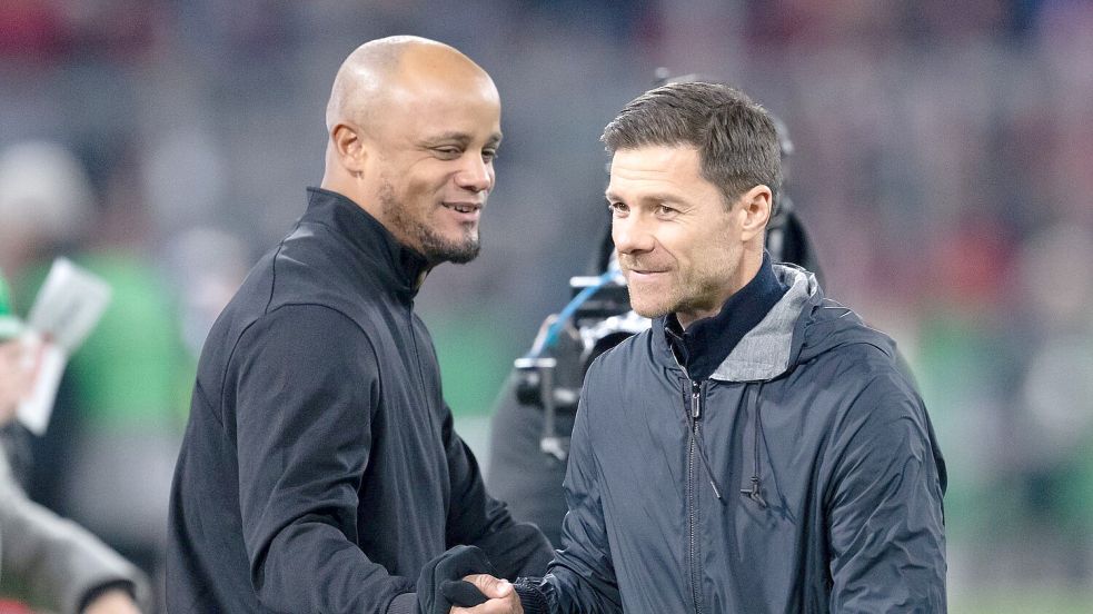 Die nächsten Duelle zwischen Vincent Kompany (l) und Xabi Alonso stehen an. Foto: Sven Hoppe/dpa