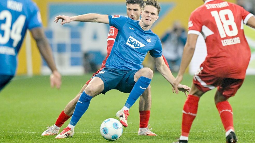 Marius Bülter und Hoffenheim: ganz schwerer Stand gegen den VfB Foto: Uwe Anspach/dpa