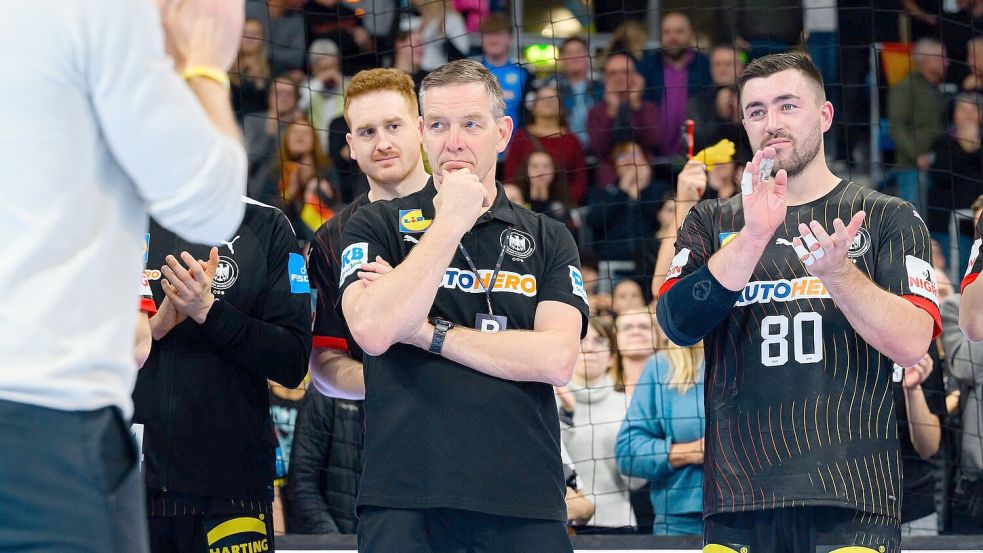 Handball-Bundestrainer Alfred Gislason kann wieder auf Kreisläufer Jannik Kohlbacher setzen. Foto: Marco Wolf/dpa