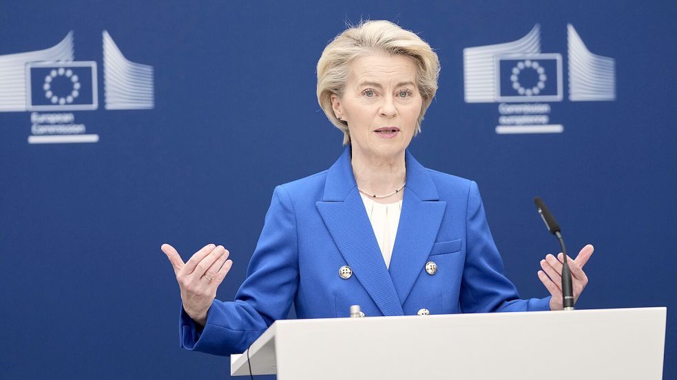 EU-Kommissionspräsidentin Ursula von der Leyen möchte die Mitgliedsstaaten weiter militärisch aufrüsten – und dafür viel Geld in die Hand nehmen. Foto: dpa/Virginia Mayo