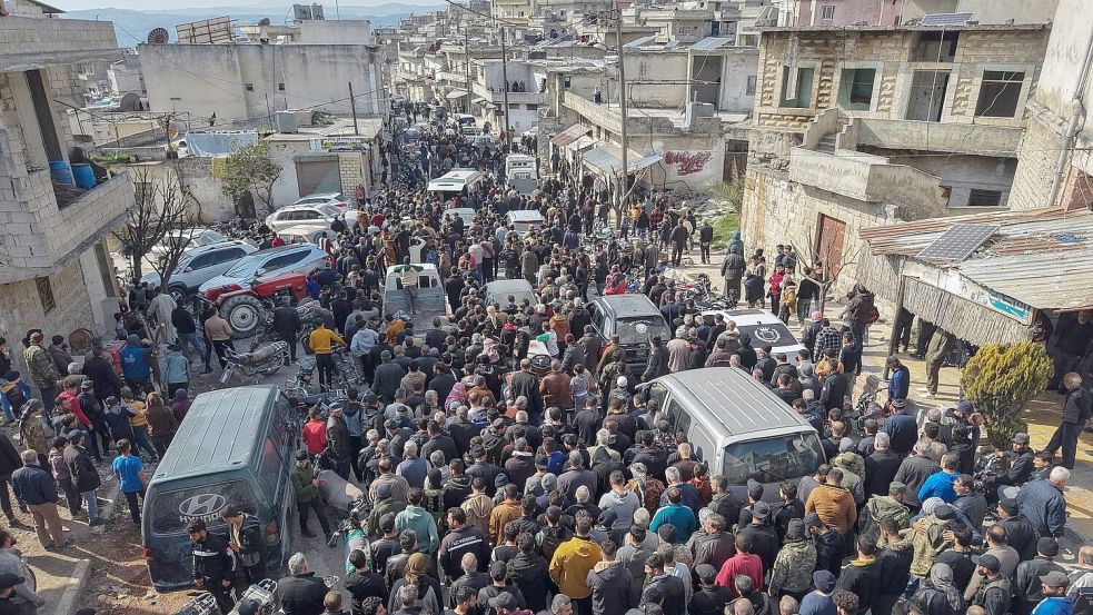 Bei den Auseinandersetzung kamen laut Aktivisten bereits mehr als 1.000 Menschen um. (Archivbild) Foto: Omar Albam/AP/dpa