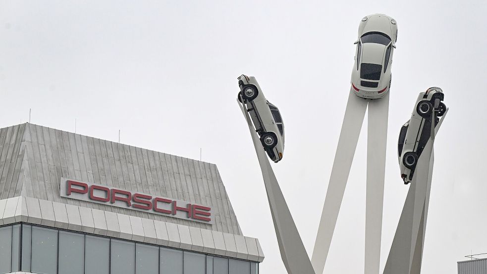 Nach China hat Porsche 2024 deutlich weniger Autos geliefert. Rabatt-Schlachten kommen für den Konzern aber nicht infrage. Foto: Bernd Weißbrod/dpa