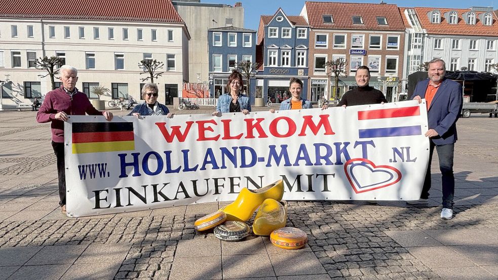 Freuen sich auf einen Tag im Zeichen der holländischen Flagge: Das Veranstalterehepaar Yvonne und Henk ter Hennepe (links) mit Enkel Kevin Luken (2.v.r.) sind sich gemeinsam mit Maike Theesfeld und Sandra Pfeiffer-Fecht vom Stadtmarketing sowie Udo Hippen vom Kaufmännischen Verein sicher, ein interessantes Programm organisiert zu haben. Fotos: Privat