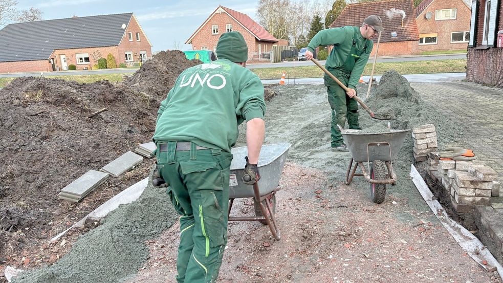 Pflasterarbeiten werden professionell ausgeführt.