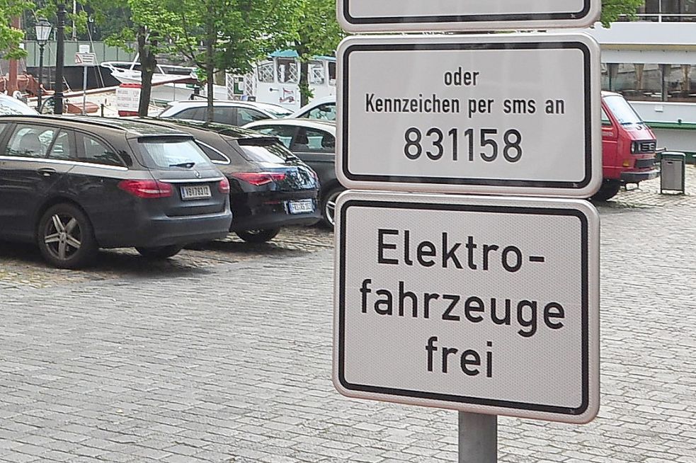 Nun Doch: Freies Parken Für E-Autos Nun Auch In Emden - Ostfriesen-Zeitung