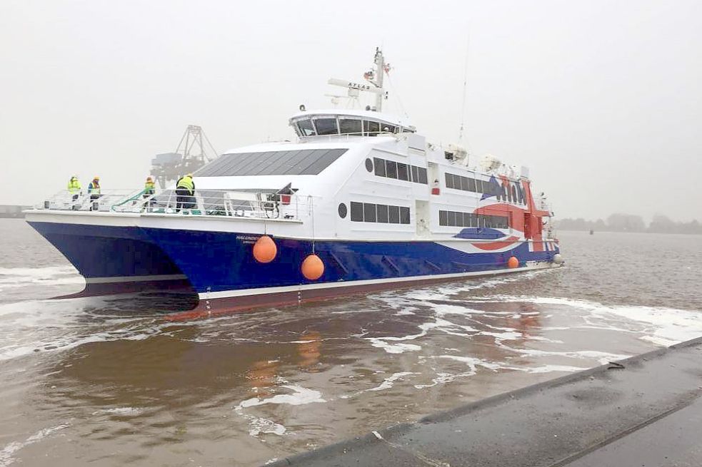 helgoland katamaran emden