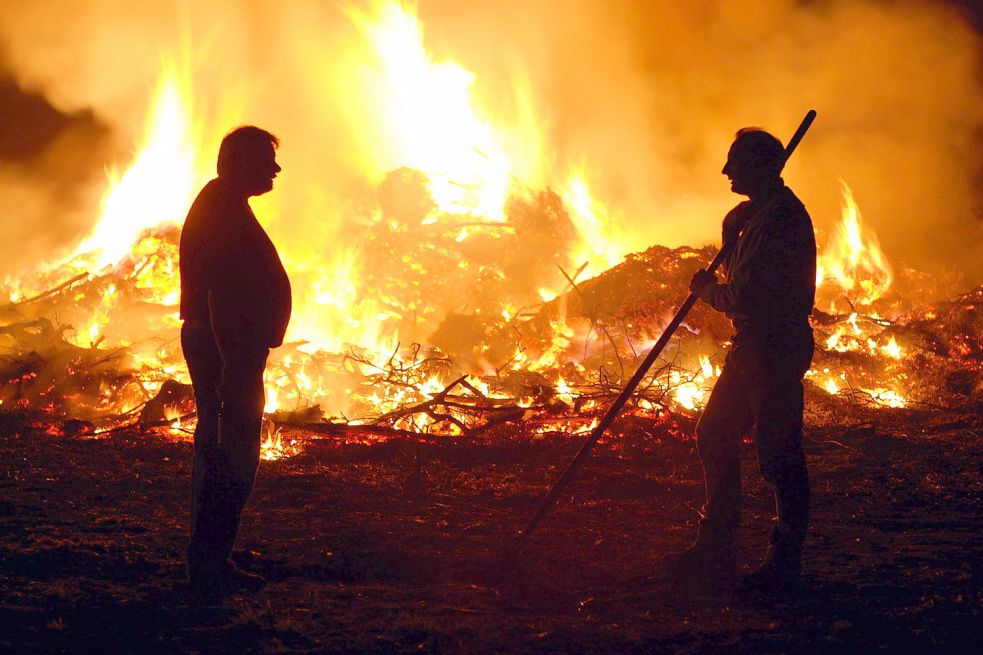 Private Osterfeuer Landkreis Leer Bleibt Bei Verbot Ostfriesen Zeitung